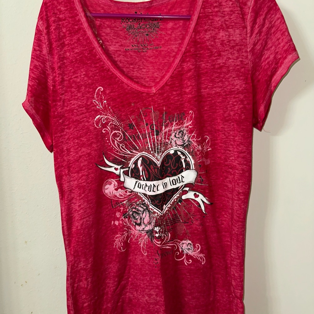 Rock & Republic Red Graphic Short Sleeve Tee